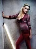 Ashlee Simpson - A srry am uitat pozele Imi place bluza ei rosie - --Other Bands--