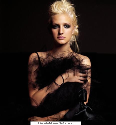 Ashlee Simpson - e soper frumoasa - --Other Bands--