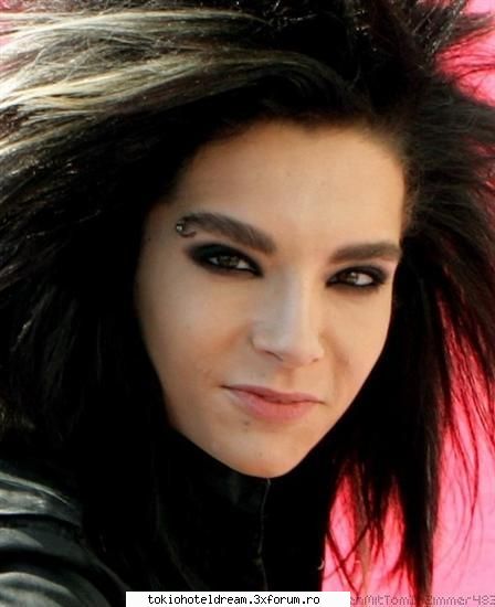 Poze - ce bombat e curuletzul lui - --Bill Kaulitz--