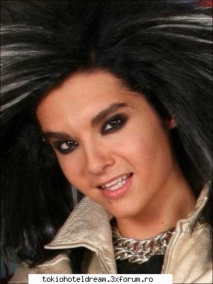 Poze - poate...doar nu cred ca e molesit in pat - --Bill Kaulitz--