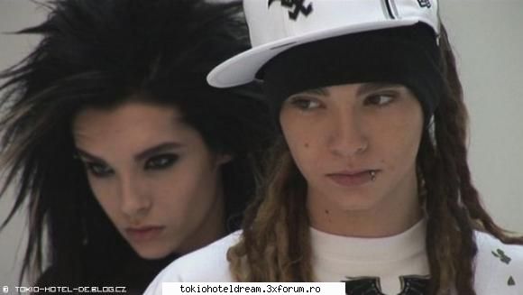 ce erau :uimit:  :cool: poze twins